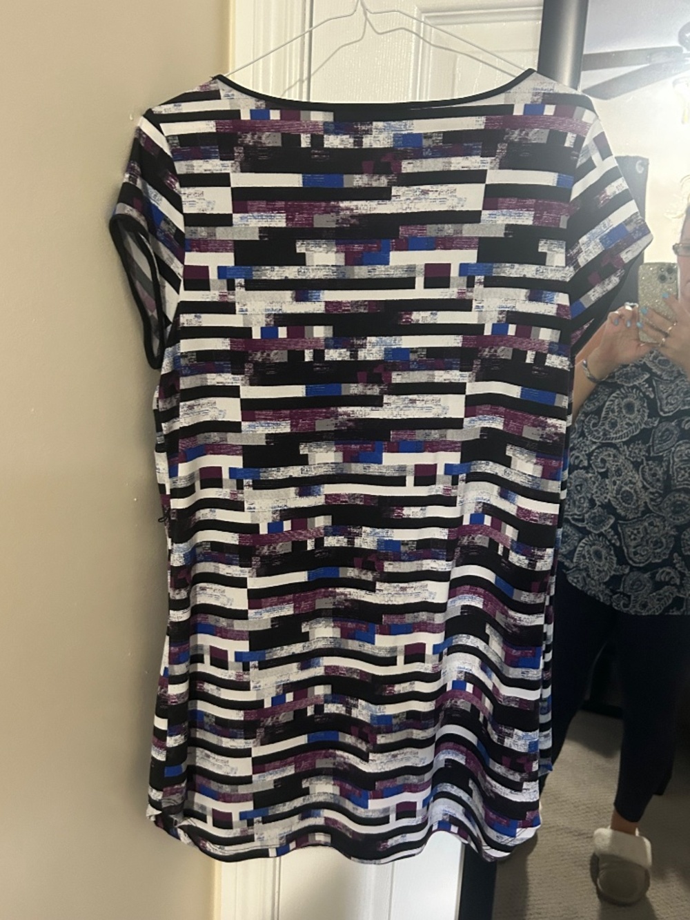Ricki’s Tunic top - Picture 3 of 3